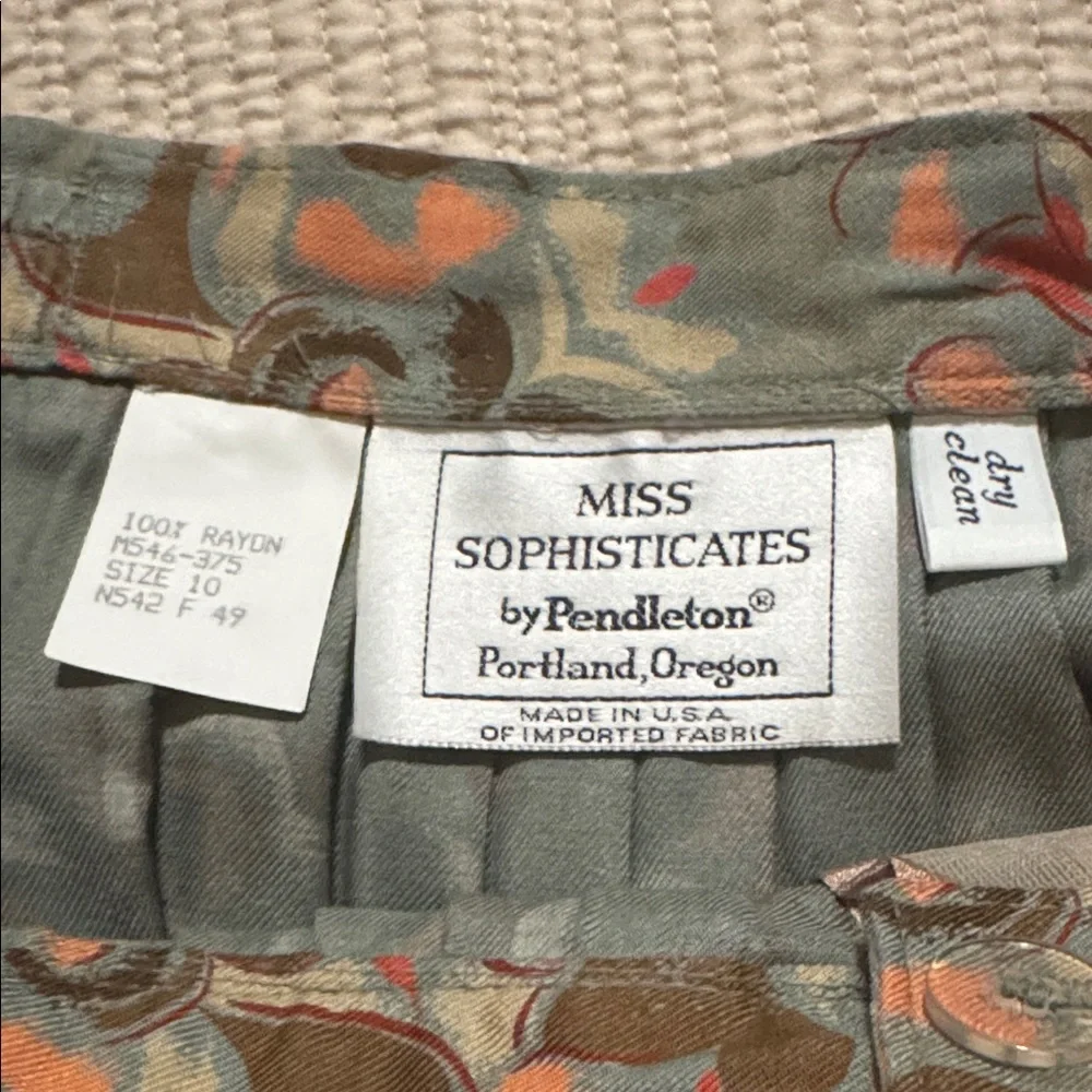 Lovely Vintage Midi Skirt in Dusty Olive Green and Orange - Picture 2 of 8